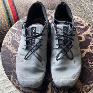 On Running Men's Light Gray Sneakers